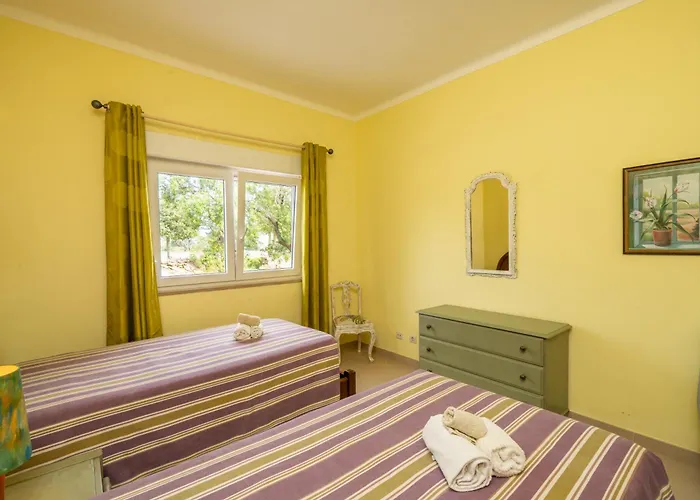 Casa Branca * アルマカオ・デ・ペラ