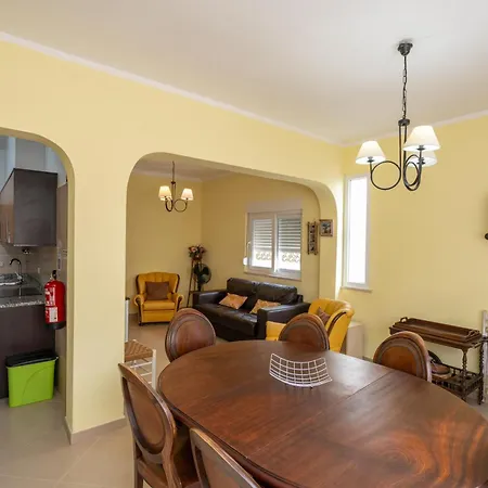 Casa Branca Apartmán Armação de Pêra